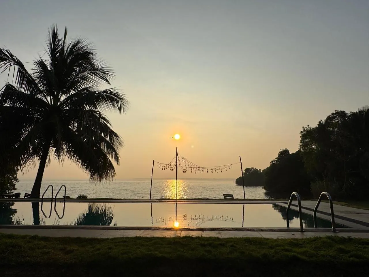 Nico Lagoon Hotel Negombo