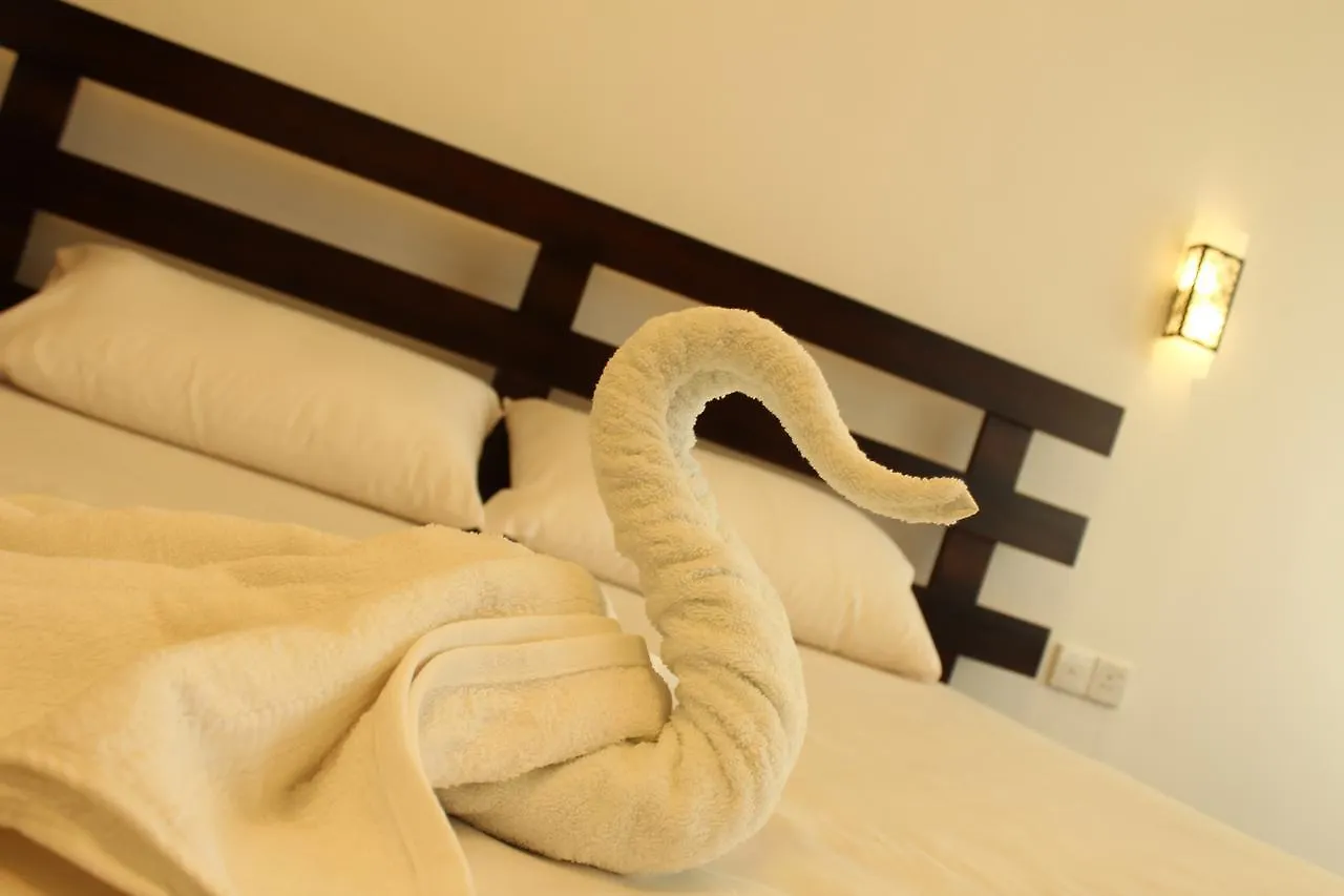 Nico Lagoon Hotel Negombo