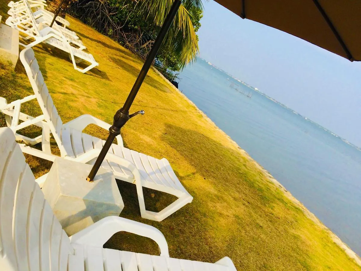 Nico Lagoon Hotel Negombo